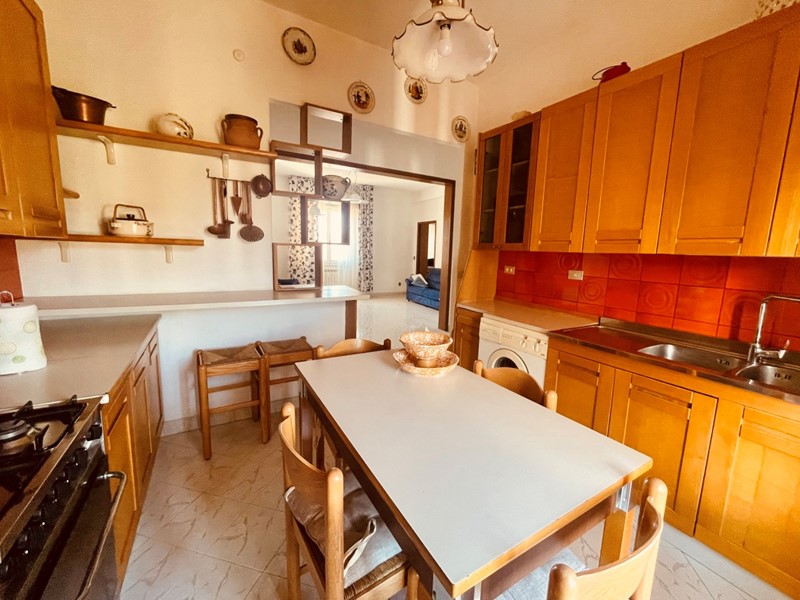 Quadrilocale in Vendita a Sarzana, zona Sarzana centro, 175'000€, 85 m²