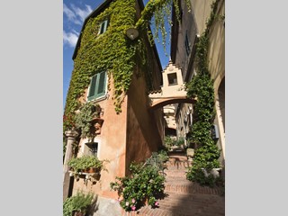 Casale in Vendita a Lajatico, 380'000€, 150 m², arredato