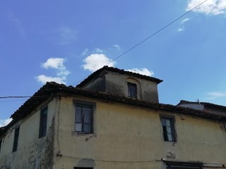 Casa Indipendente in Vendita a San Miniato, zona Ponte a Egola, 70'000€, 140 m²
