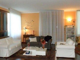 Villa in Vendita a Vinci, 550'000€, 210 m²