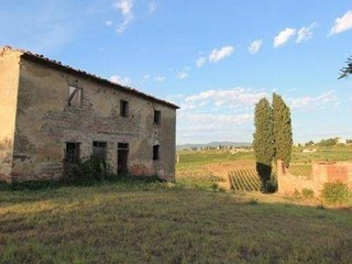 Casale in Vendita a Cerreto Guidi, 300'000€, 410 m²