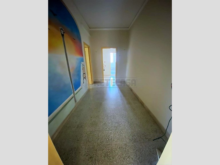 Casa Semi Indipendente in Vendita a Siracusa, 75'000€, 100 m²