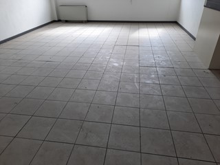 Ufficio in Affitto a Lucca, zona Sant'Anna, 2'200€, 300 m²