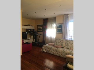 Trilocale in Vendita a Bari, zona viale papa pio XII,58, 290'000€, 90 m²