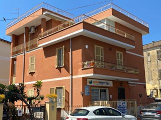 Immobile commerciale in Vendita a Tivoli, zona Villa Adriana, 58'000€, 38 m²