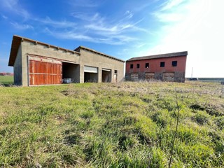 Casa Indipendente in Vendita a Crevalcore, 55'000€, 370 m²