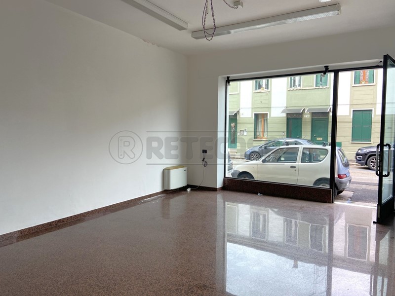 Immobile commerciale in Affitto a Vicenza, 850€, 77 m²