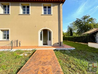 Trilocale in Vendita a Vinci, zona Sovigliana, 240'000€, 80 m²