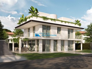 Villa in Vendita a Montignoso, zona Cinquale, 1'650'000€, 310 m²