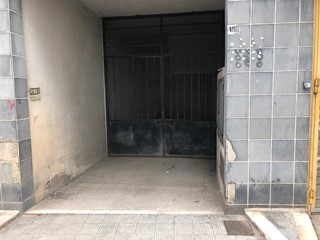 Magazzino in Vendita a Canosa di Puglia, 35'000€, 65 m²