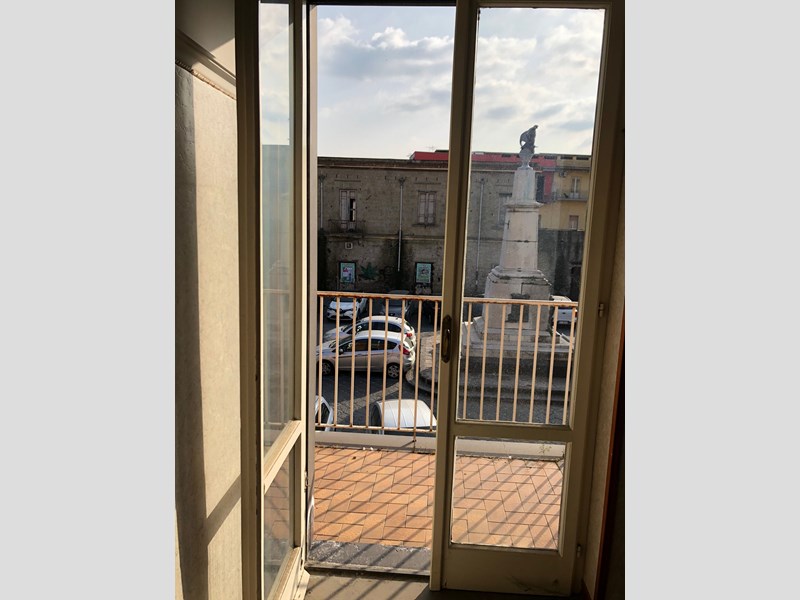 Ufficio in Affitto a Caivano, 600€