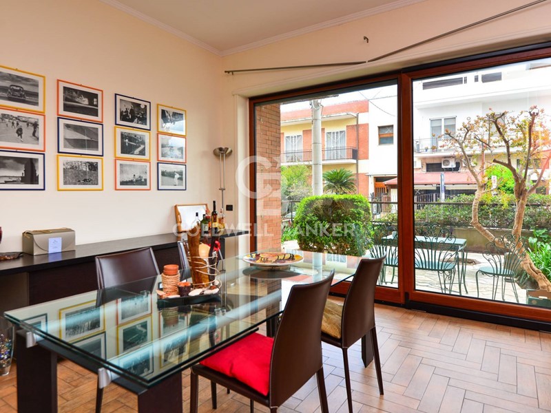 Appartamento in Vendita a Lecce, zona P. Partigiani, 400'000€, 240 m²