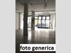 Immobile commerciale in Affitto a Castelfranco di Sotto, 1'000€, 200 m²