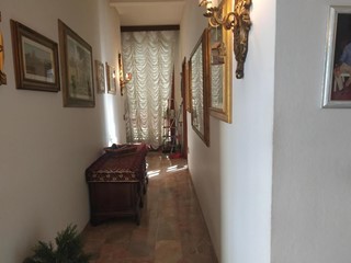 Casa Indipendente in Vendita a Empoli, zona Santa Maria a Ripa, 600'000€, 200 m², con Box