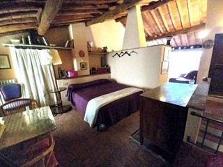 Casa Indipendente in Vendita a Capannori, zona Castelvecchio, 140'000€, 140 m²