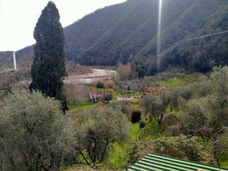 Casa Semi Indipendente in Vendita a Aulla, 120'000€, 150 m²