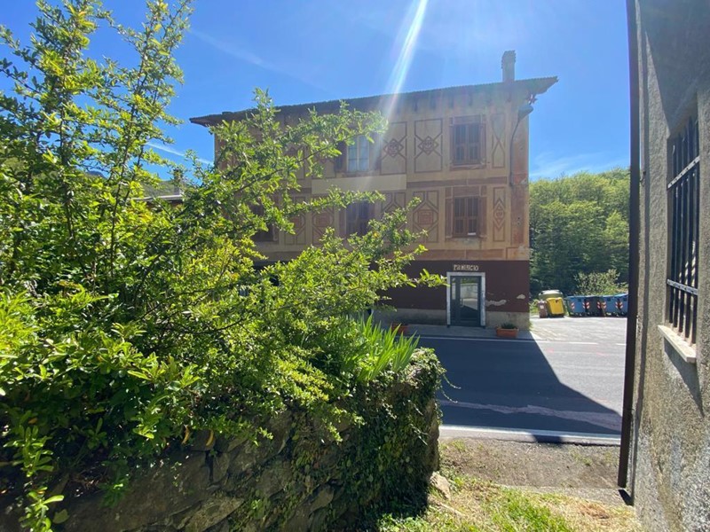 Appartamento in Vendita a Urbe, 35'000€, 90 m²