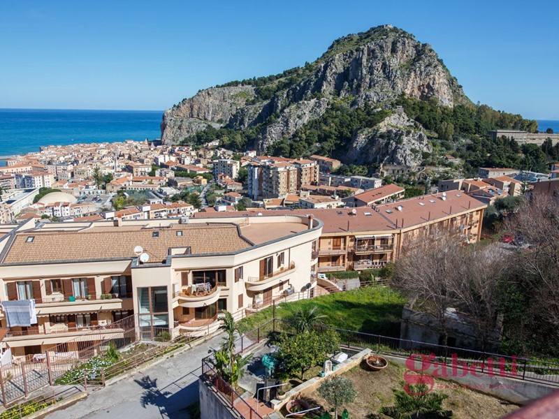 Appartamento in Vendita a Cefalù, zona semicentrale, 550'000€, 150 m²