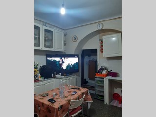 Quadrilocale in Vendita a Genova, zona Rivarolo, 29'000€, 55 m²