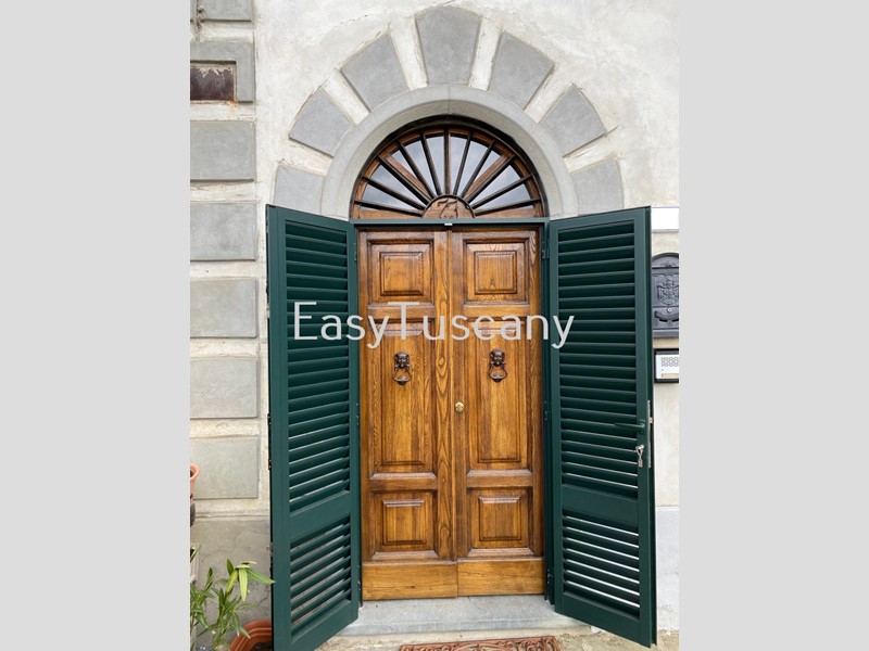 Casa Semi Indipendente in Vendita a Castelfranco di Sotto, zona Orentano, 400'000€, 300 m²