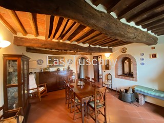 Casa Semi Indipendente in Vendita a Castelfranco di Sotto, zona Orentano, 400'000€, 300 m²