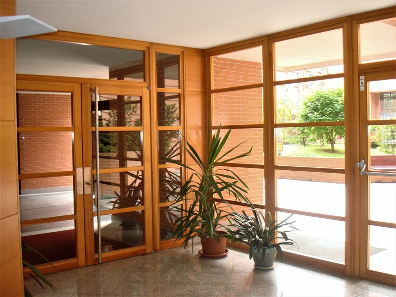 Ufficio in Affitto a Torino, zona San Salvario, 25 m², arredato