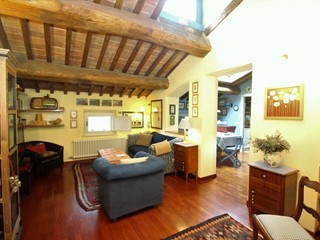 Appartamento in Vendita a Siena, zona Fornacelle, 295'000€, 80 m², con Box