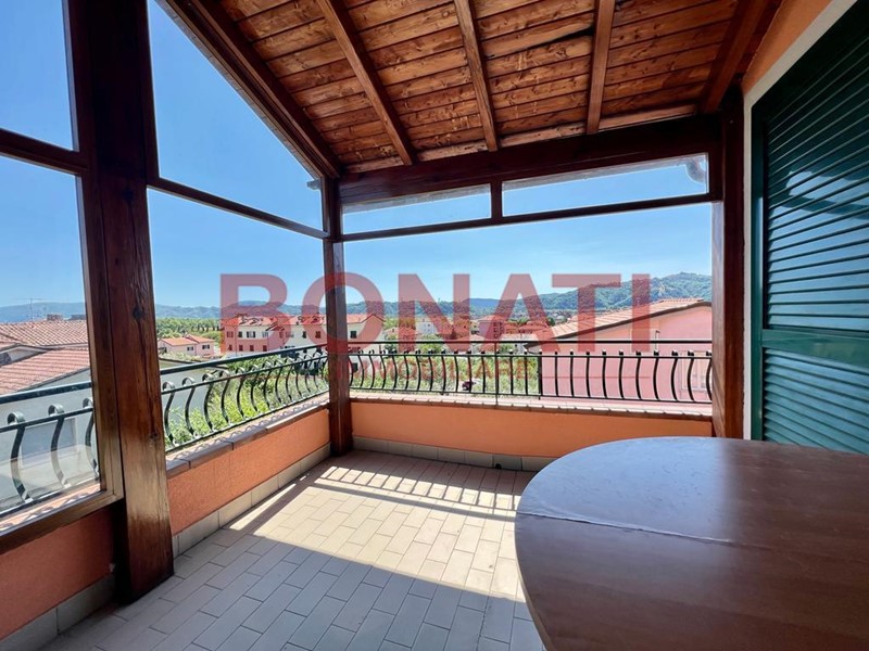 Appartamento in Vendita a Santo Stefano di Magra, zona Ponzano, 250'000€, 130 m²