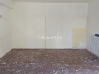 Capannone in Affitto a Sassuolo, 900€, 80 m²