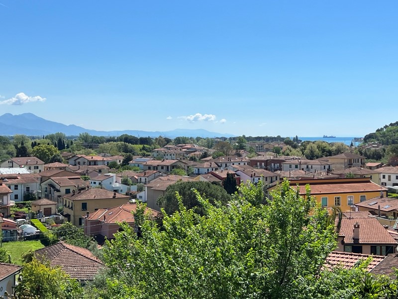 Quadrilocale in Vendita a Ameglia, 190'000&euro;, 90 m²