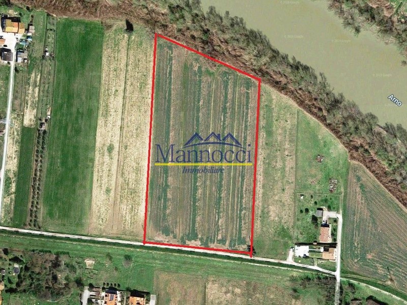 Terreno agricolo in Vendita a Cascina, 30'000€, 20000 m²