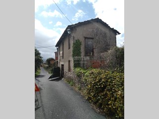 Casa Indipendente in Vendita a Bolano, zona CEPARANA Casa Negri, 190'000&euro;, 90 m²