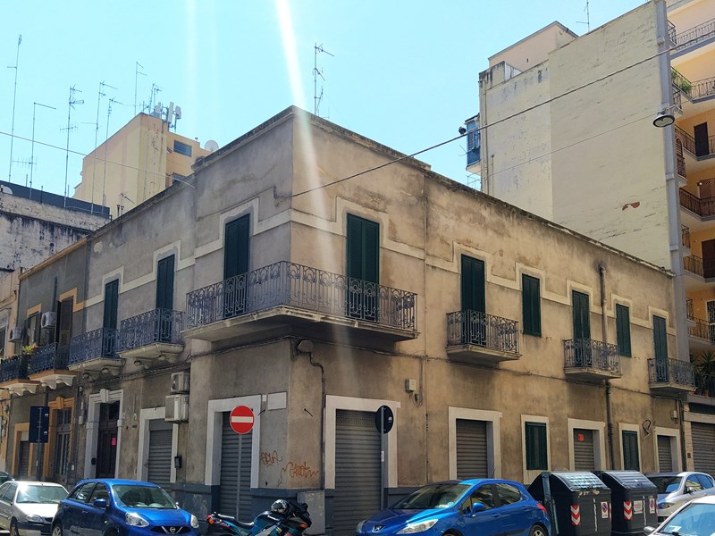 Appartamento in Vendita a Bari, zona Libertà , 600'000€, 400 m²