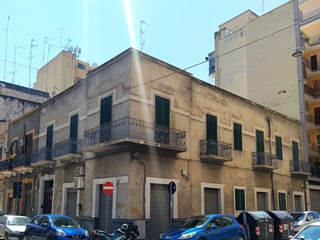 Appartamento in Vendita a Bari, zona Libertà , 600'000€, 400 m²
