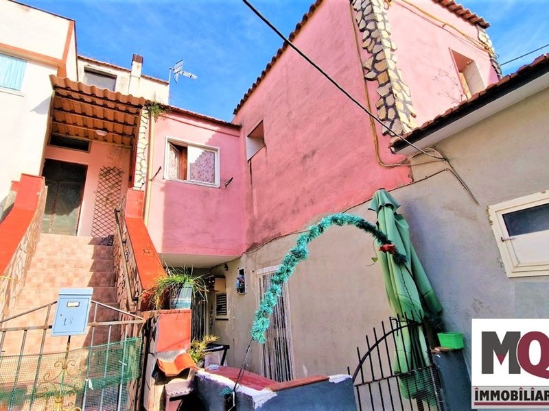 Bilocale in Vendita a Mondragone, zona Sant'Angelo, 35'000€, 55 m²