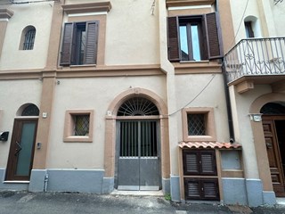 Immobile commerciale in Vendita a Ortona, 50'000€, 60 m²