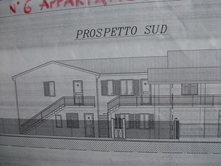Casa Semi Indipendente in Vendita a Luni, zona Dogana di Ortonovo, 280'000€, 360 m²