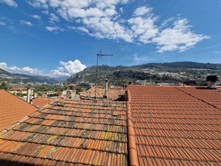 Appartamento in Vendita a Ventimiglia, 120'000€, 90 m²