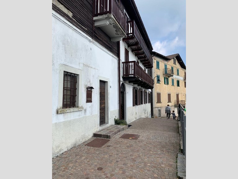 Appartamento in Vendita a Torre de' Busi, zona Valcava, 45'000€, 55 m², arredato