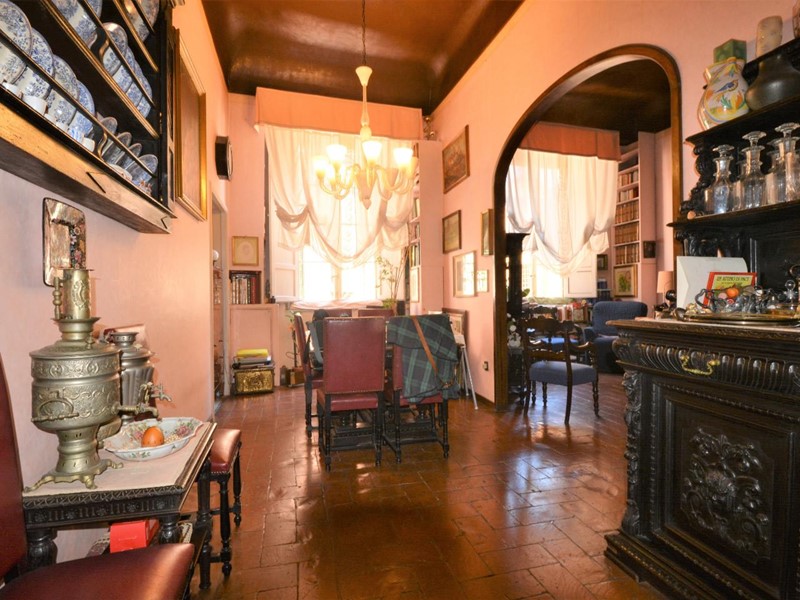 Appartamento in Vendita a Lucca, 600'000&euro;, 200 m²