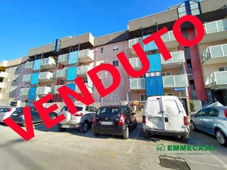 Trilocale in Vendita a Valenzano, 195'000&euro;, 90 m²