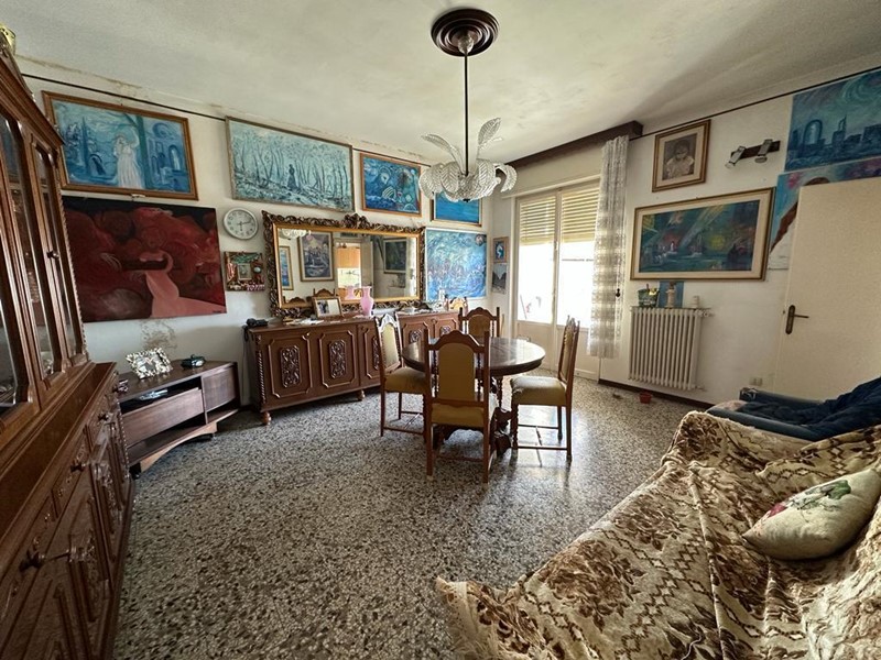Trilocale in Vendita a Ortona, 80'000€, 110 m²