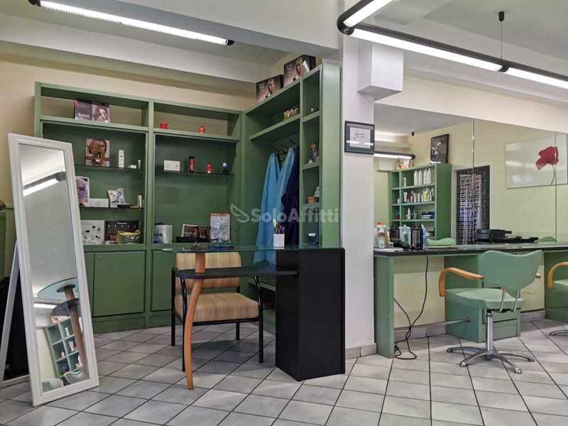 Capannone in Affitto a Monteriggioni, zona San Martino, 550€, 50 m²