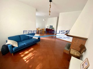 Casa Indipendente in Vendita a Cervia, zona Terme, 320'000€, 200 m²