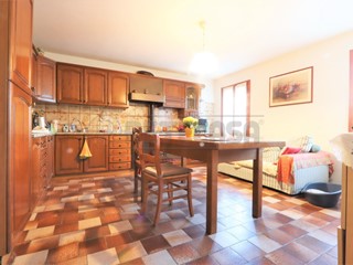 Casa Indipendente in Vendita a Grisignano di Zocco, 440'000€, 749 m², con Box