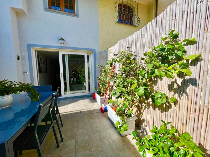 Casa Semi Indipendente in Affitto a Pietrasanta, zona pietrasanta, 1'500€, 85 m², arredato