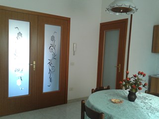 Appartamento in Affitto a Floridia, zona centro, 650&euro;, 120 m², arredato