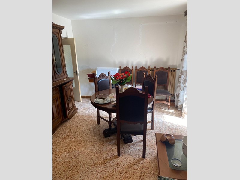 Casa Semi Indipendente in Vendita a Massa, 110'000€, 150 m²