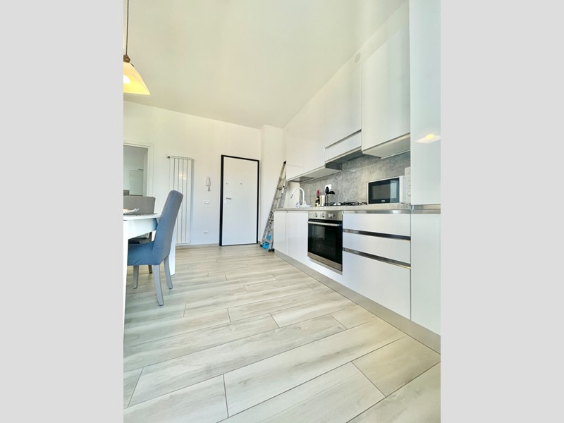 Trilocale in Affitto a Pietrasanta, zona pietrasanta, 7'500€, 75 m², arredato