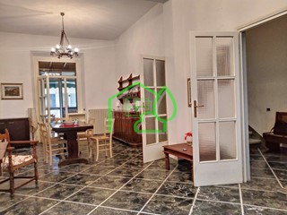 Casa Indipendente in Vendita a Viareggio, 620'000€, 150 m², arredato